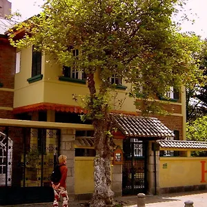 Cayman Quito